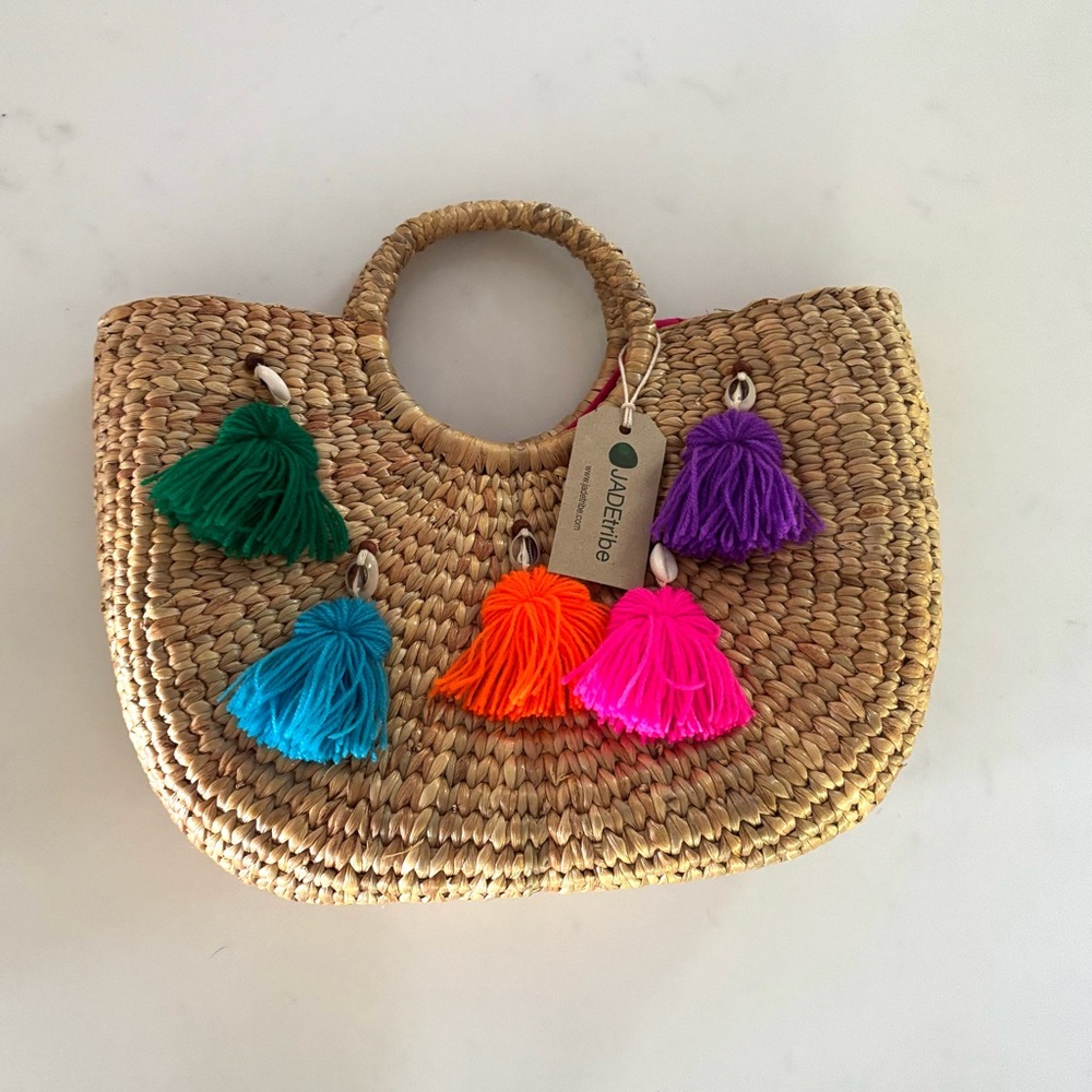 JADEtribe•revolve mini fringe beach basket straw bag NWT